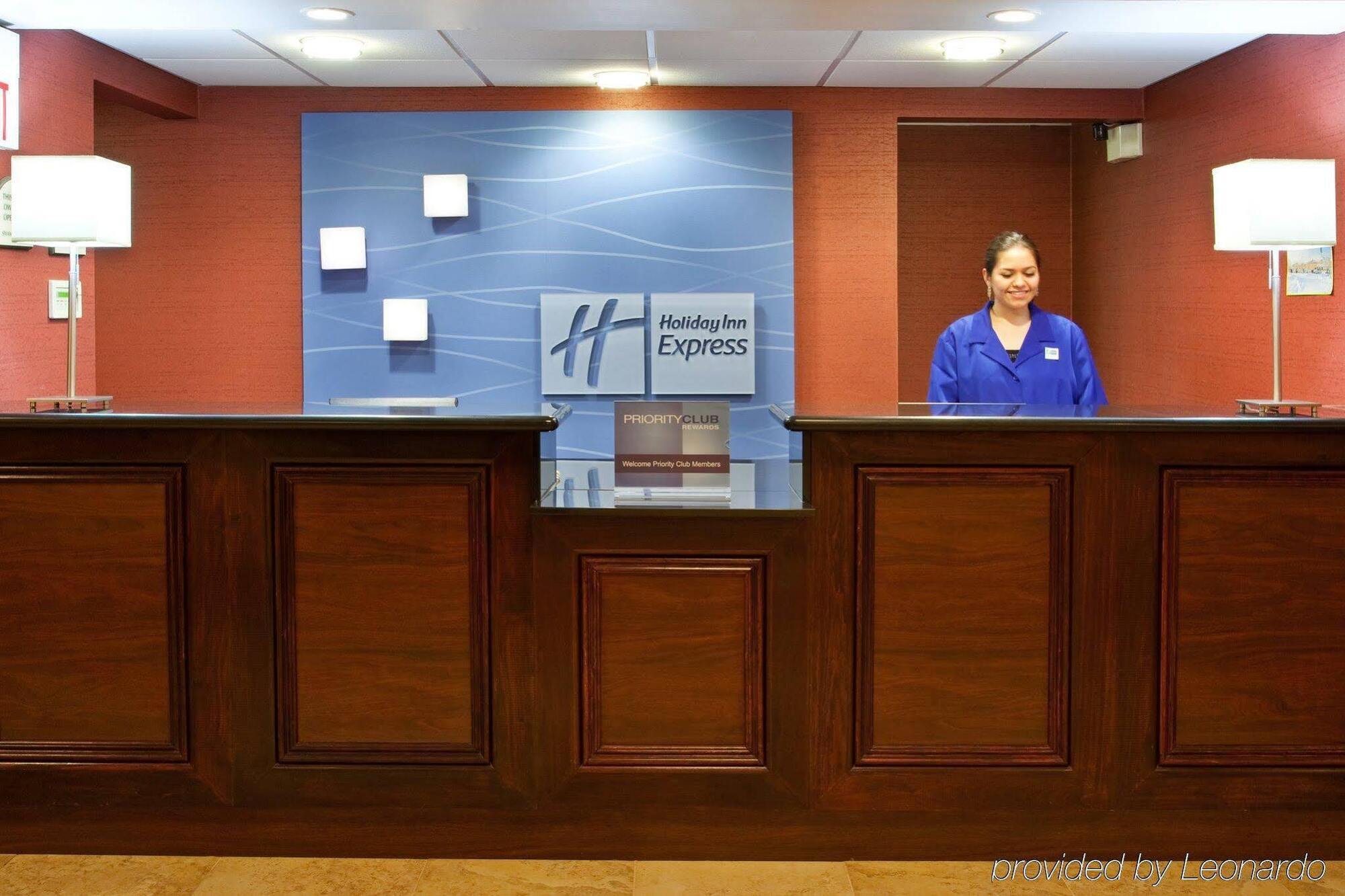 Holiday Inn Express London-I-70 By Ihg Zewnętrze zdjęcie